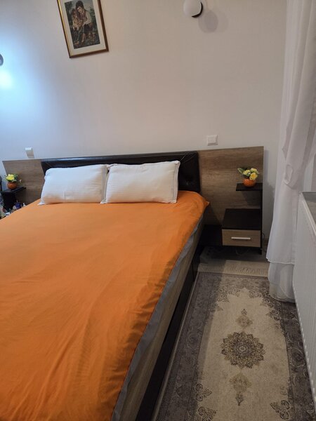 Drumul Taberei, ap. cu 2 camere, doua locuri de parcare.Bd Valea Lunga