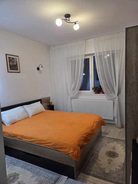 Drumul Taberei, ap. cu 2 camere, doua locuri de parcare.Bd Valea Lunga